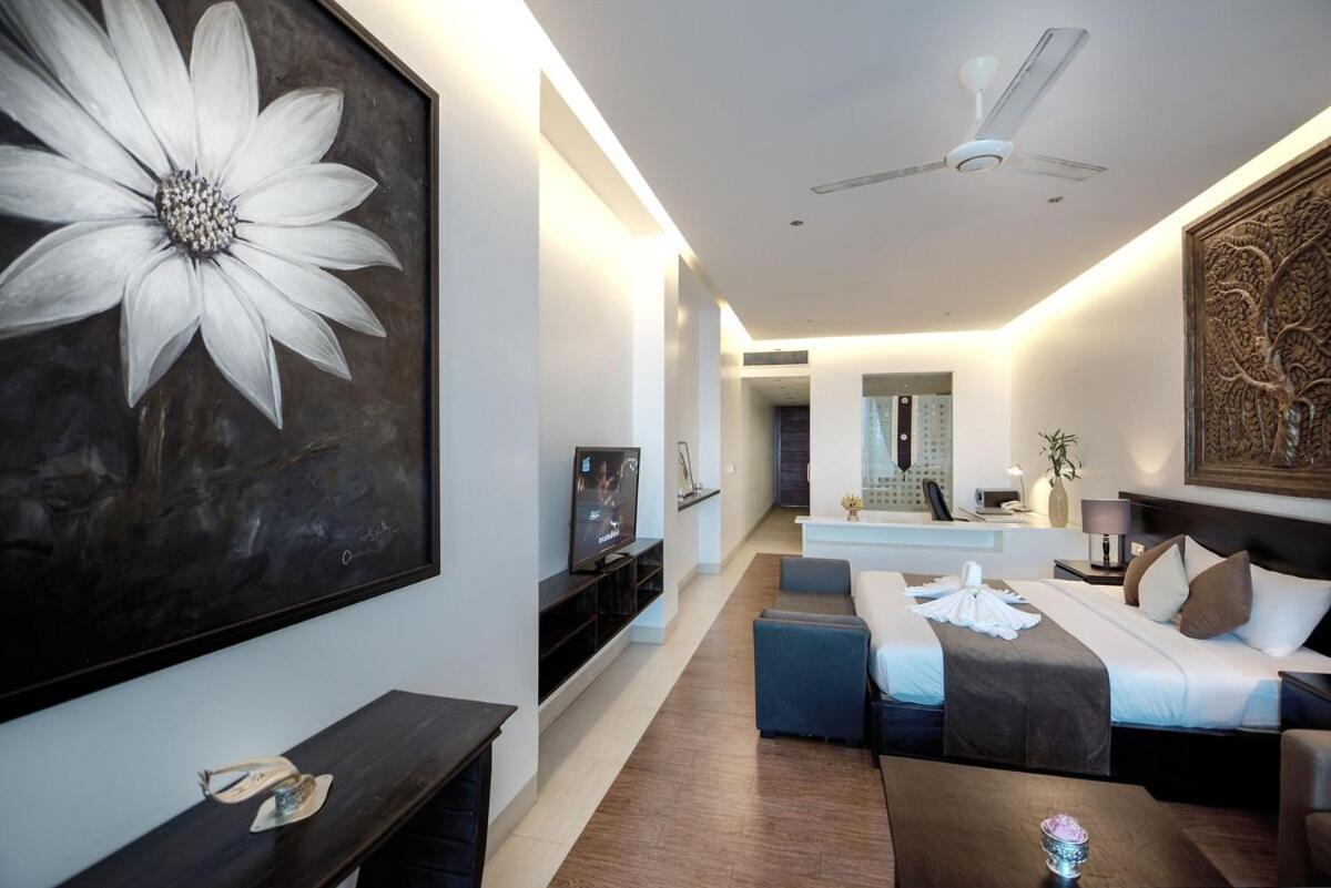 Blue Crystal Boutique Hotel 金边 外观 照片