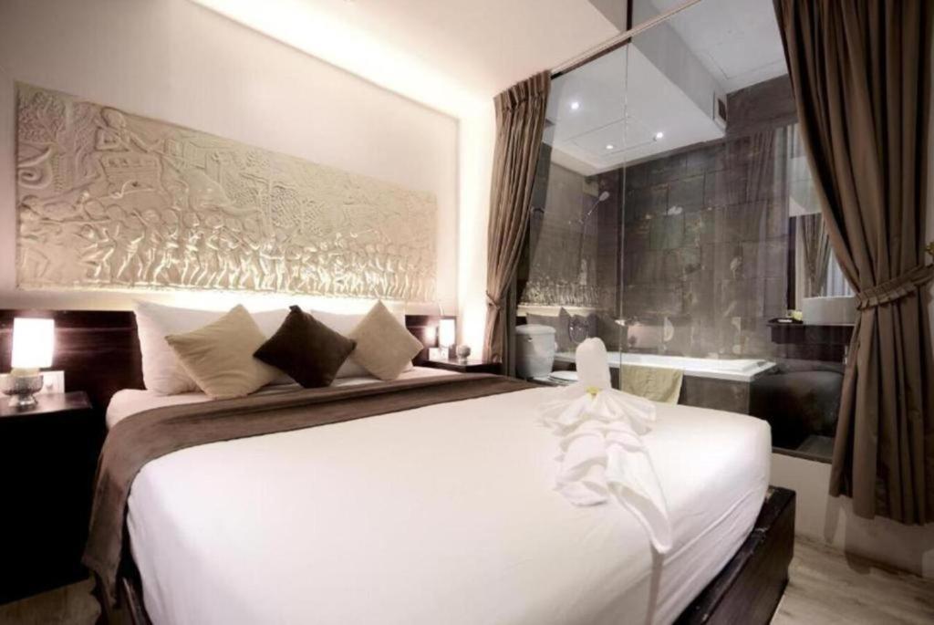 Blue Crystal Boutique Hotel 金边 外观 照片