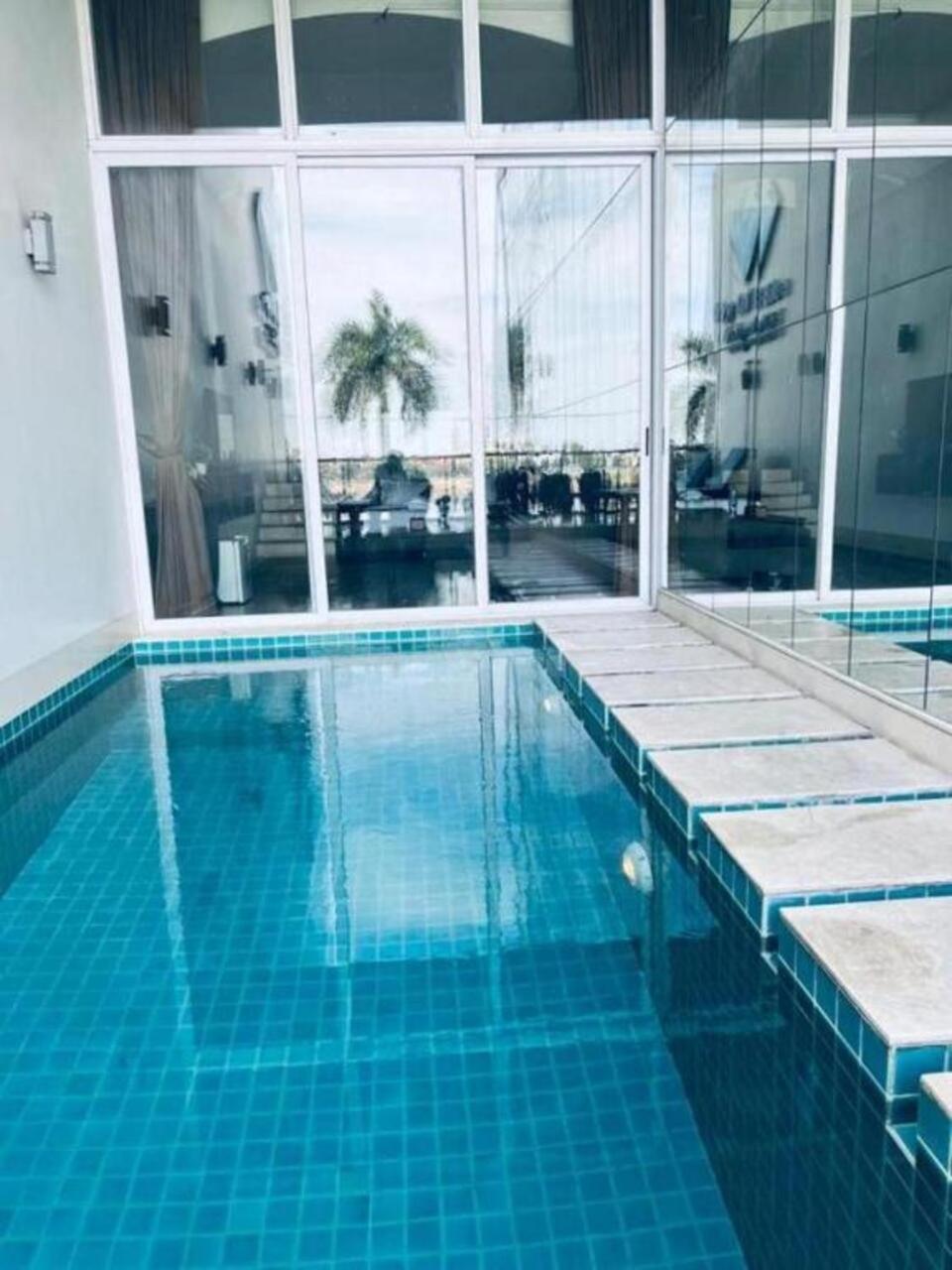 Blue Crystal Boutique Hotel 金边 外观 照片